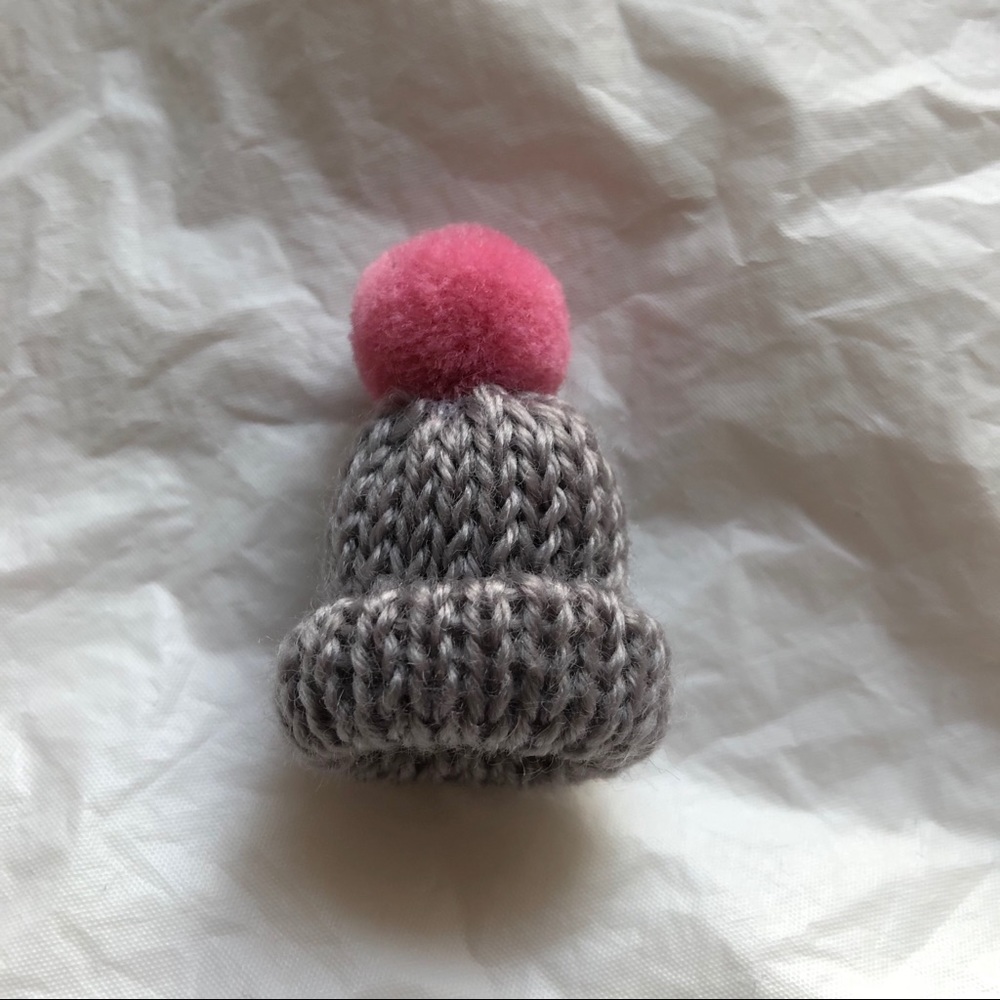 NWT Mini Colorful Wool Hat with Buboin Brooch Pins - Picture 3 of 5